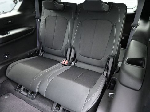 New 2025 Jeep Grand Cherokee L Laredo w/ Luxury Tech Group I image 15