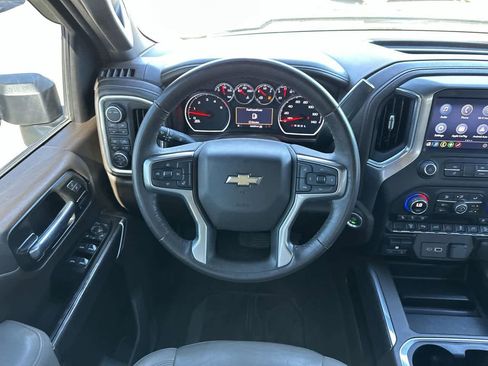 Used 2022 Chevrolet Silverado 2500 LTZ w/ LTZ Plus Package image 9