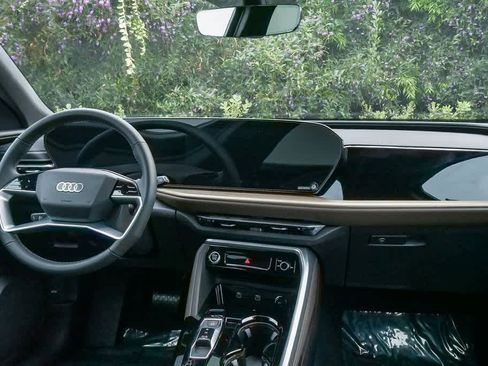 New 2025 Audi Q5 Premium Plus image 12