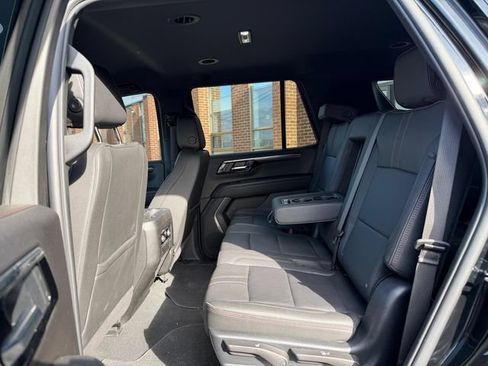 Used 2025 Chevrolet Tahoe RST AWD/4WD image 5