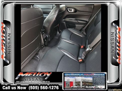 Used 2022 Jeep Compass Trailhawk w/ Trailhawk Convenience Group AWD/4WD image 29