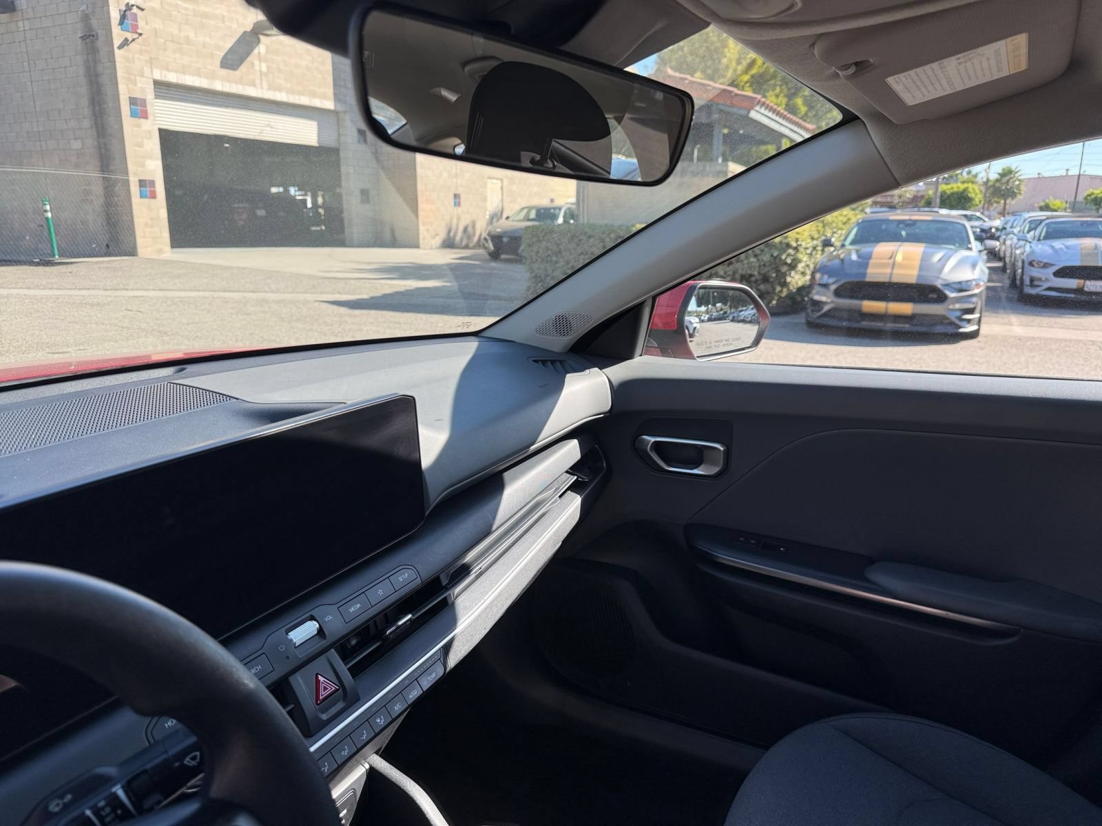 Used 2025 Kia K4 FWD image 32