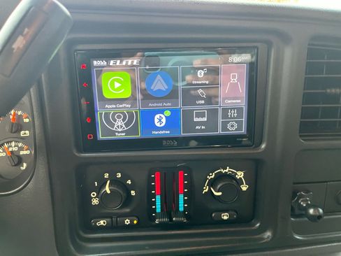 Used 2005 Chevrolet Avalanche Z66 w/ Preferred Equipment Group image 27