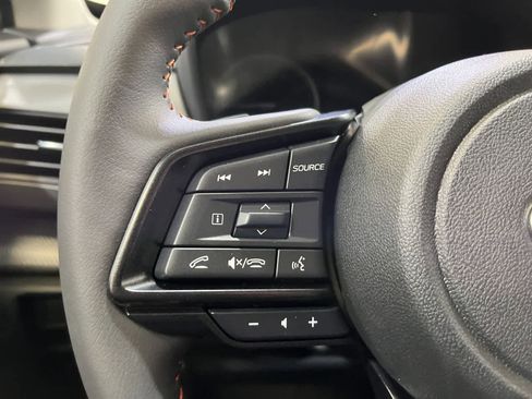 Used 2025 Subaru Crosstrek 2.5i Limited AWD/4WD image 16