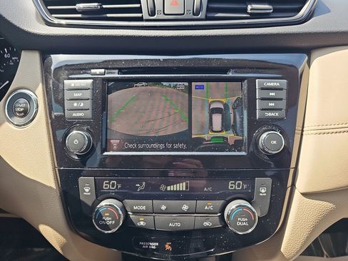 Used 2020 Nissan Rogue SL w/ Premium Package AWD/4WD image 20