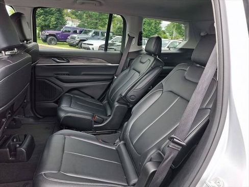 Certified 2023 Jeep Grand Cherokee L Limited AWD/4WD image 20