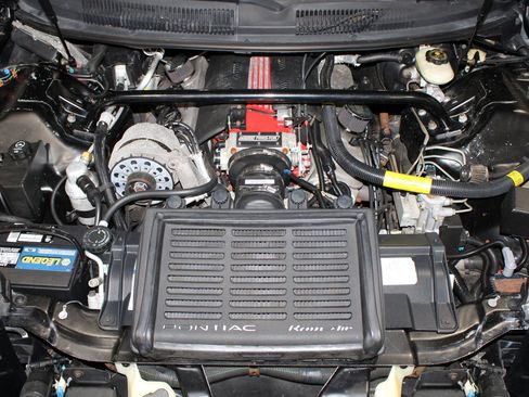 Used 1997 Pontiac Firebird Trans Am w/ Ram Air Performance Pkg RWD image 9