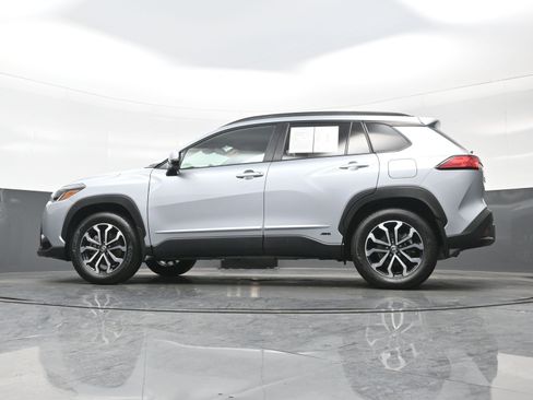 Used 2023 Toyota Corolla Cross SE image 27