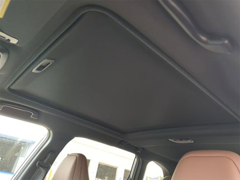 New 2025 Subaru Forester Touring image 21