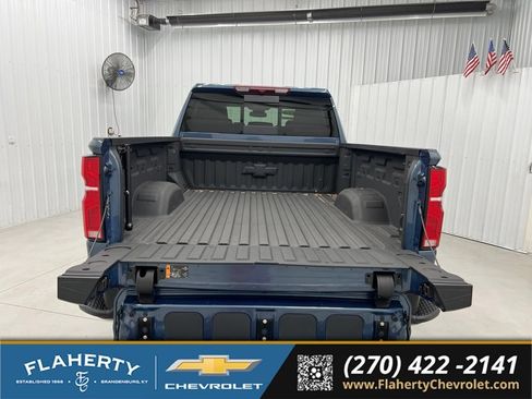 Used 2025 Chevrolet Silverado 2500 LTZ w/ Trail Boss Package AWD/4WD image 23