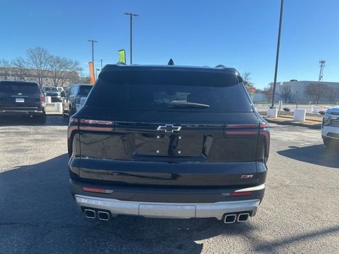 Certified 2025 Chevrolet Traverse Z71 w/ Driver Confidence Package image 4