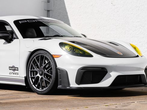 Used 2023 Porsche 718 Cayman GT4 RS image 22