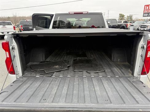 Used 2019 Chevrolet Silverado 1500 Custom Trail Boss w/ Custom Convenience Package image 17