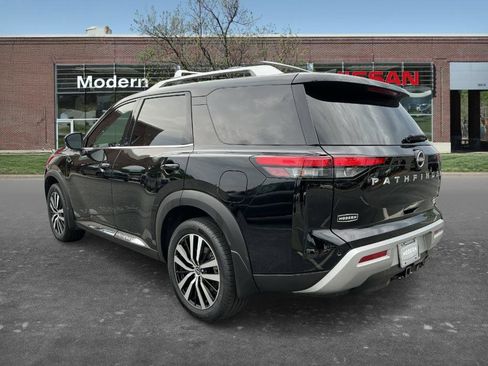 Certified 2023 Nissan Pathfinder Platinum w/ Cargo Package AWD/4WD image 2