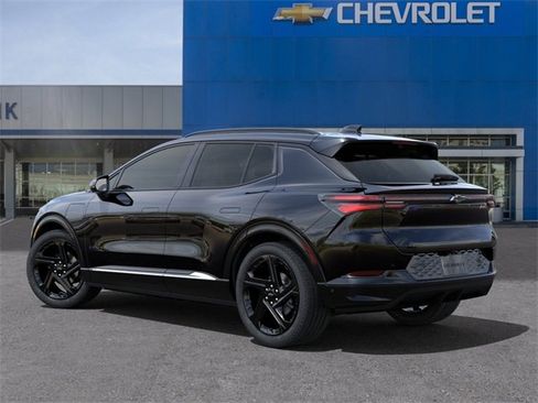 New 2024 Chevrolet Equinox EV RS image 3