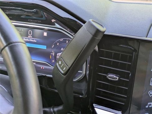 Used 2022 Chevrolet Silverado 1500 LT image 25