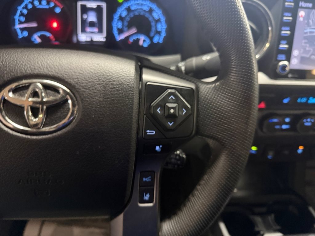 Used 2021 Toyota Tacoma TRD Pro AWD/4WD image 16