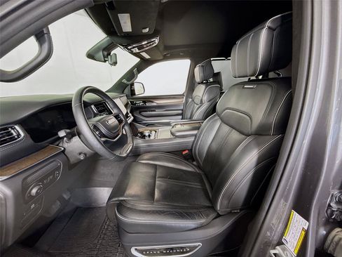 Used 2023 Jeep Grand Wagoneer L Series II w/ Rear Seat Video Group 1 image 16
