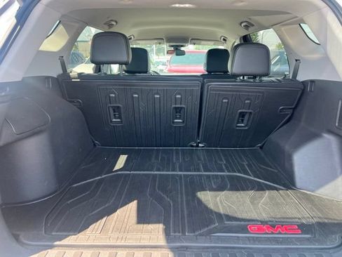 Used 2023 GMC Terrain SLT w/ LPO, Floor Liner Package AWD/4WD image 17