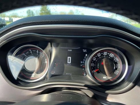 Used 2022 Dodge Challenger SXT RWD image 14