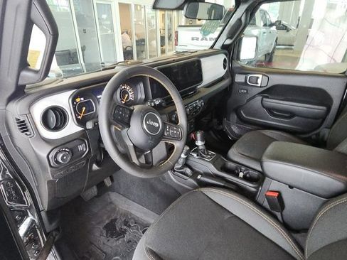 Used 2024 Jeep Wrangler Unlimited Sport AWD/4WD image 27