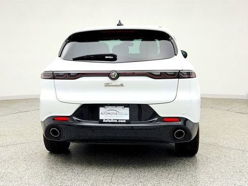 Used 2024 Alfa Romeo Tonale Veloce AWD/4WD image 6
