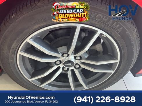 Used 2017 Ford Mustang Premium RWD image 9