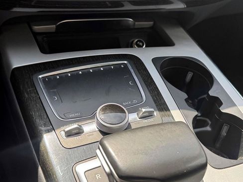 Used 2019 Audi Q7 2.0T Premium w/ Convenience Package AWD/4WD image 30