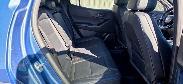 Used 2025 Chevrolet Equinox LT w/ Convenience Package II AWD/4WD image 14