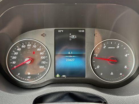 Used 2024 Mercedes-Benz Sprinter 2500 image 28