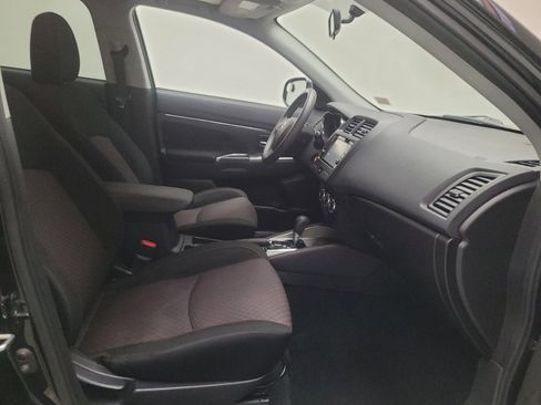Used 2018 Mitsubishi Outlander Sport ES FWD image 21