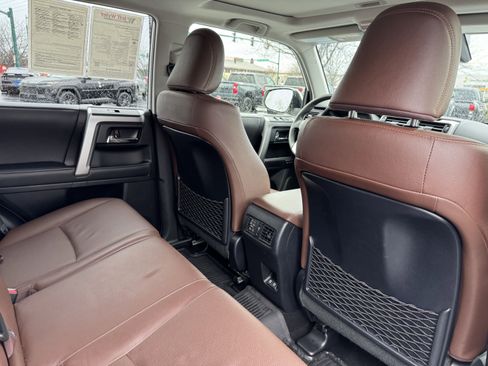 Used 2022 Toyota 4Runner Limited image 38