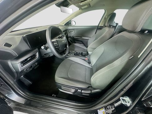 Used 2025 Kia K4 FWD image 13