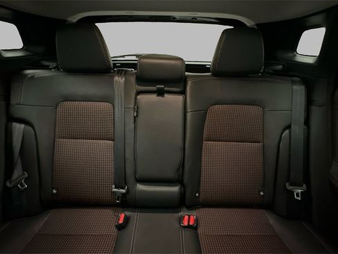 New 2025 Nissan Kicks SR w/ SR Premium Package image 12