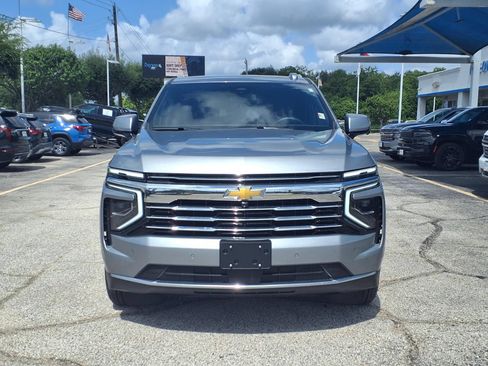 Used 2025 Chevrolet Tahoe LT AWD/4WD image 19