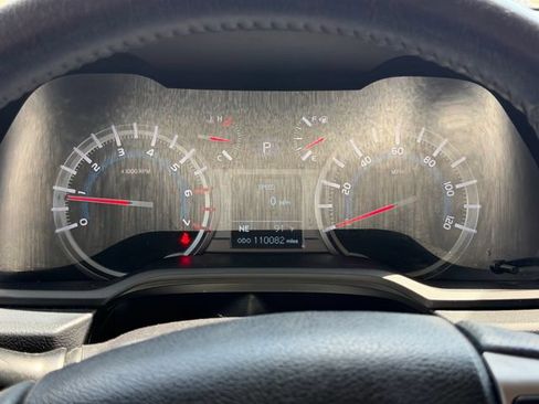 Used 2018 Toyota 4Runner Limited AWD/4WD image 32
