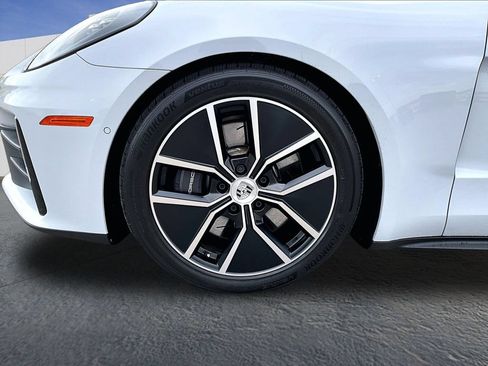 Used 2026 Porsche Panamera 4 E-Hybrid AWD/4WD image 11