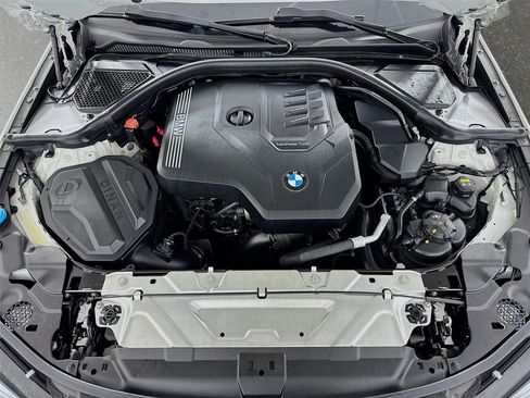 Used 2020 BMW 330i Sedan w/ M Sport Package RWD image 32
