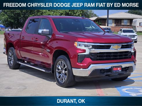 Used 2022 Chevrolet Silverado 1500 LT w/ Texas Edition Plus AWD/4WD image 2