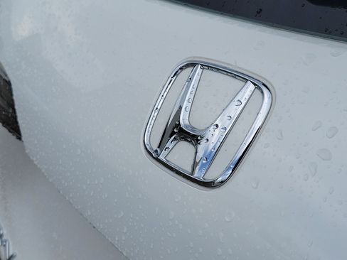 Certified 2025 Honda HR-V LX image 7