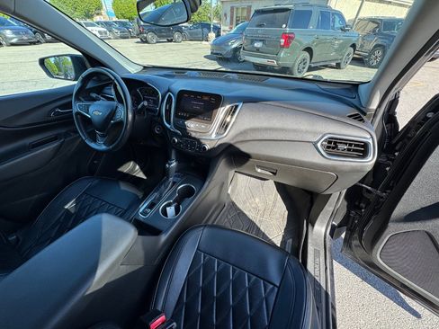 Used 2020 Chevrolet Equinox LT AWD/4WD image 9