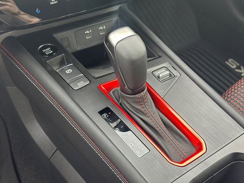 New 2026 Nissan Kicks SR image 30