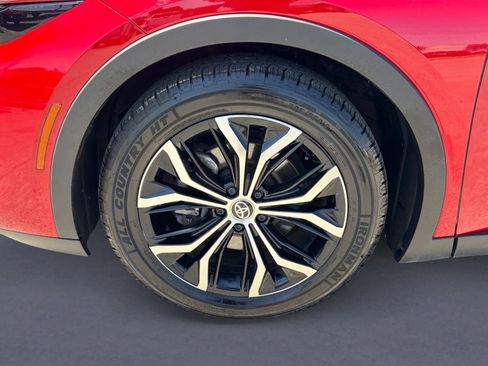 Used 2024 Toyota Crown Limited image 13