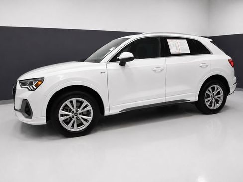 Used 2025 Audi Q3 2.0T Premium AWD/4WD image 2