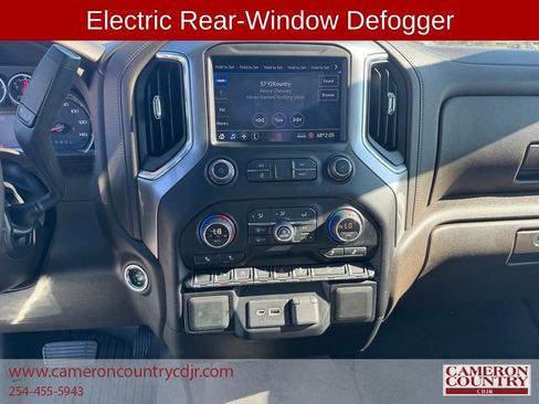 Used 2022 Chevrolet Silverado 1500 LT w/ Z71 Off-Road Package image 10