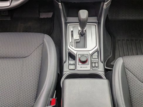 Used 2023 Subaru Forester Premium image 19