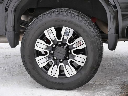 Used 2024 GMC Sierra 2500 Denali w/ Denali Reserve Package image 12