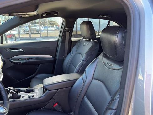 Used 2023 Cadillac XT4 Premium Luxury image 41