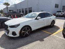Used 2024 BMW 530i w/ M Sport Package RWD image 1