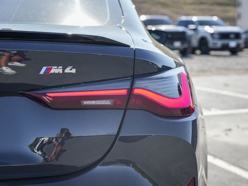 Used 2024 BMW M4 Coupe w/ Executive Package RWD image 13